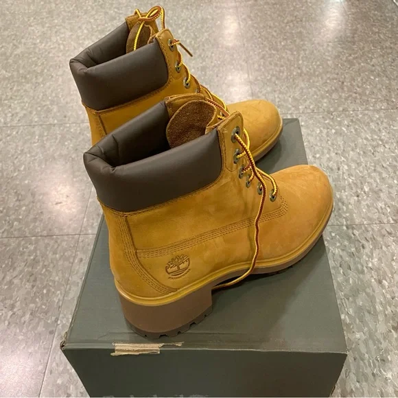 Timberland Kinsley Waterproof Brown Boots | Size 6 - Picture 2 of 5